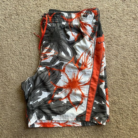 Nike Swim Trunks Men's XL Gray/Orange Floral Mesh Lined Board Shorts Drawstring - Picture 11 of 12